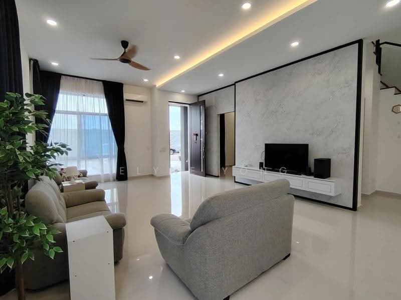 Semi-Detached House for Rent in Sunway Iskandar (Iskandar Puteri (Nusajaya)) - Gelyne Yong - Living Room - PropertyGuru.com.my