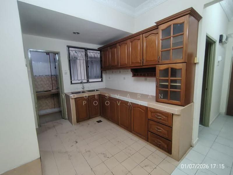 Apartment for Rent at Prima Bayu Apartment - Yogesvaran Poovan - Kitchen - PropertyGuru.com.my