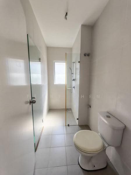 1.5-storey Terraced House for Sale in Tambun (Perak) - PENNY CHEN - Bathroom - PropertyGuru.com.my