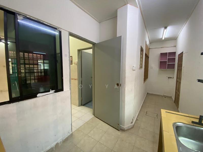 1.5-storey Terraced House for Rent in Bandar Seri Alam (Masai) - Roy Yap - Interior - PropertyGuru.com.my