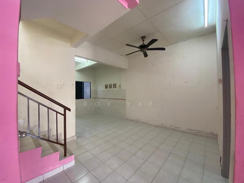 1.5-storey Terraced House for Rent in Bandar Seri Alam (Masai) - Roy Yap - Interior - PropertyGuru.com.my