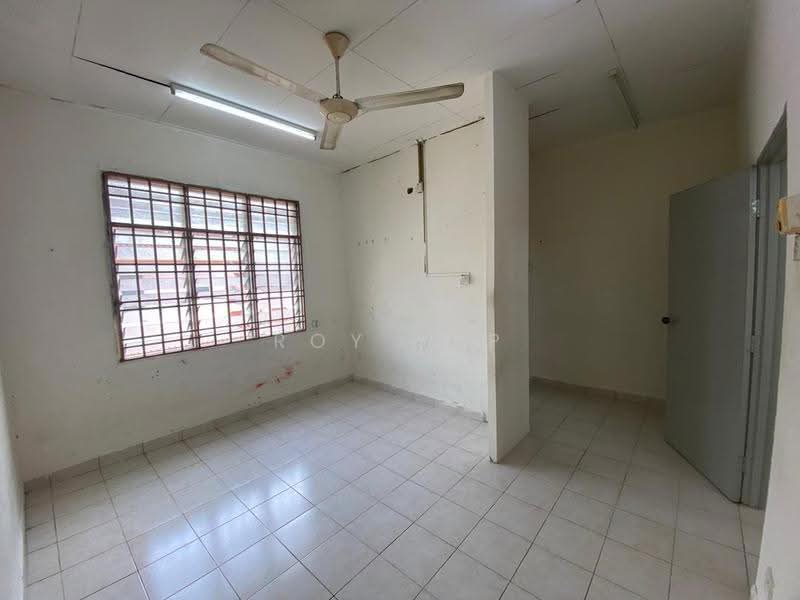 1.5-storey Terraced House for Rent in Bandar Seri Alam (Masai) - Roy Yap - Interior - PropertyGuru.com.my