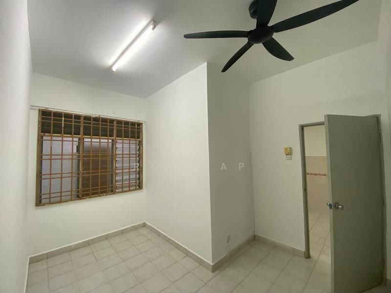 1.5-storey Terraced House for Rent in Bandar Seri Alam (Masai) - Roy Yap - Interior - PropertyGuru.com.my