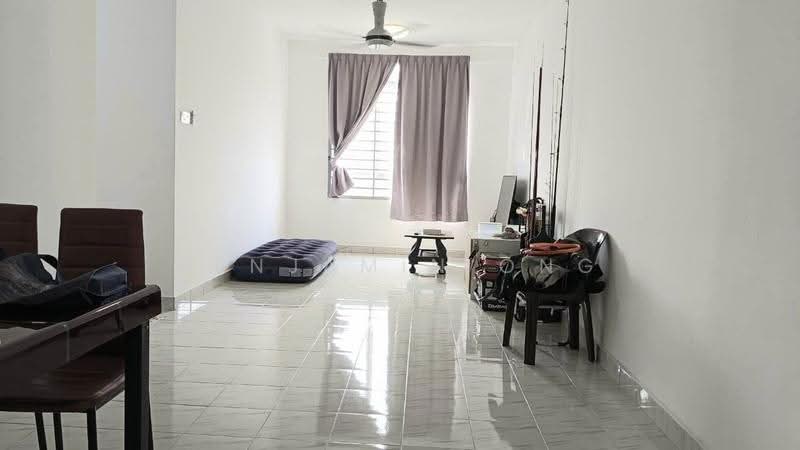 Pangsapuri untuk Dijual di Denai Nusantara Apartment - Benjamin Ong - Living Room - PropertyGuru.com.my
