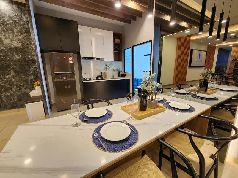 Service Residence for Sale at Parkland Residence - Yantie Qaleesya - Kitchen - PropertyGuru.com.my