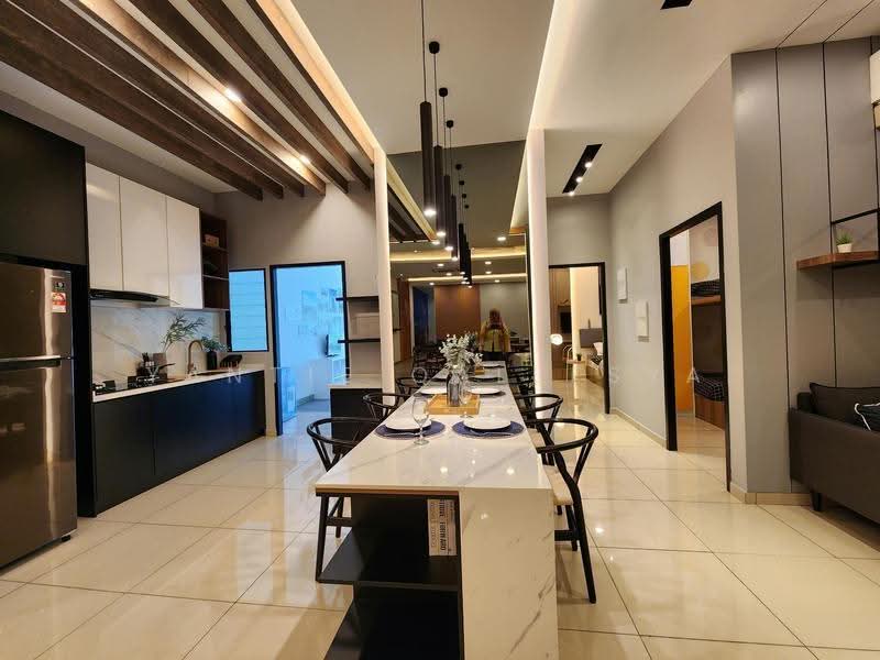 Service Residence for Sale at Parkland Residence - Yantie Qaleesya - Kitchen - PropertyGuru.com.my
