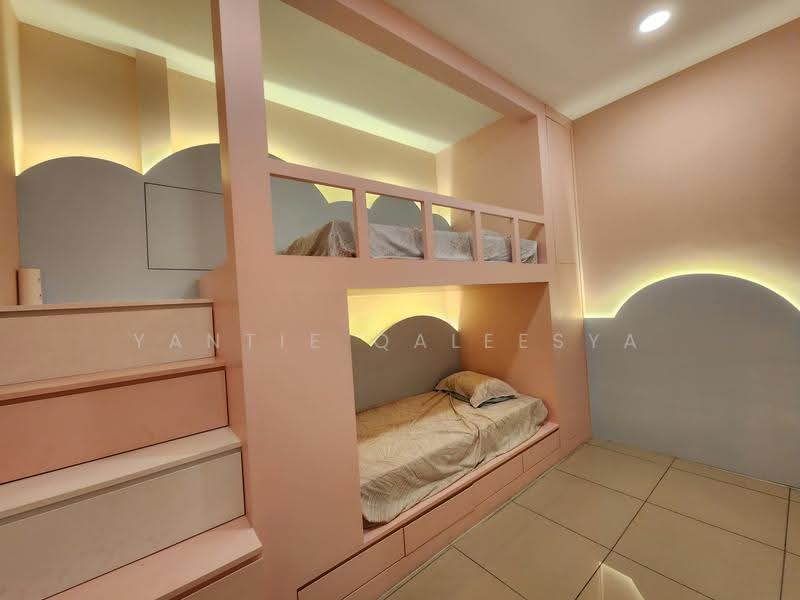 Service Residence for Sale at Parkland Residence - Yantie Qaleesya - Bedroom - PropertyGuru.com.my