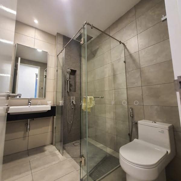 Kediaman Servis untuk Disewa di The Sentral Suites - Adrian Foo - Bathroom - PropertyGuru.com.my