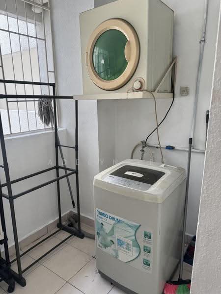 Kediaman Servis untuk Disewa di Serviced Residence @ Casa Tiara - Adelyn Lee - Balcony - PropertyGuru.com.my