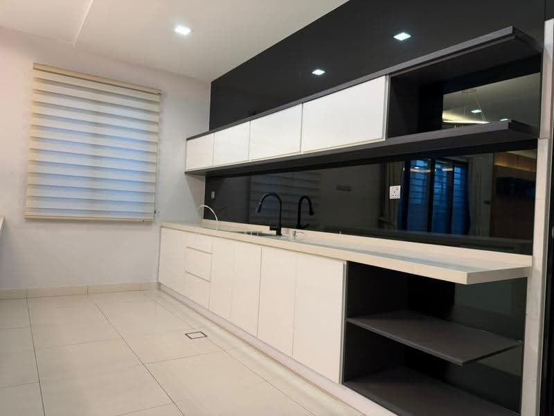 2-storey Terraced House for Sale in Denai Alam (Shah Alam) - Ken Lai - Kitchen - PropertyGuru.com.my