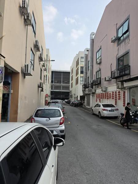 Shop for Sale in Kepong (Kuala Lumpur) - Henry Chiah - Exterior - PropertyGuru.com.my