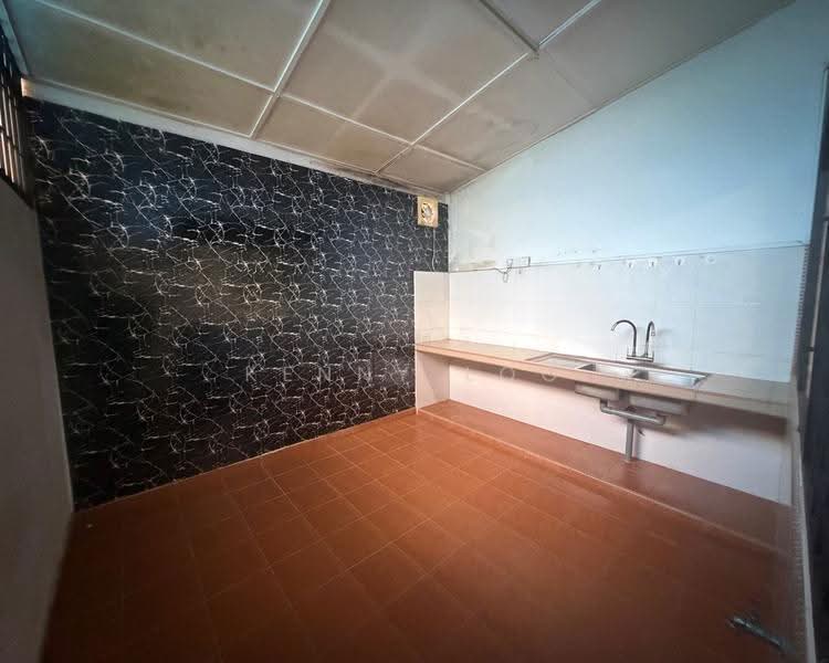 Semi-Detached House for Sale in Kuantan (Pahang) - Kenny Loo - Kitchen - PropertyGuru.com.my