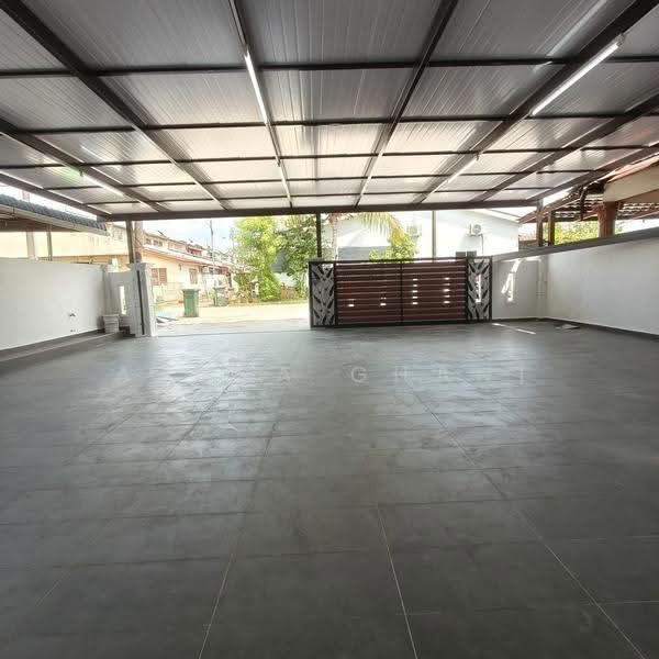 Semi-Detached House for Sale in Lunas (Kedah) - Azura Ghani - Exterior - PropertyGuru.com.my