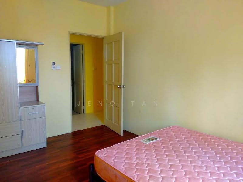 Pangsapuri untuk Dijual di Saville Suites - Jeno Tan - Bedroom - PropertyGuru.com.my