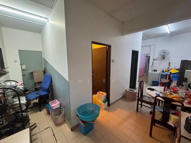Rumah Teres 1-Tingkat untuk Dijual di Taman Johor Jaya (Johor Bahru) - June Tan - PropertyGuru.com.my