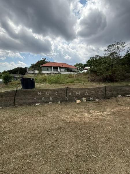 Commercial Land for Sale in Bandar Baru Salak Tinggi (Sepang) - Norisma Hartanah - Exterior - PropertyGuru.com.my