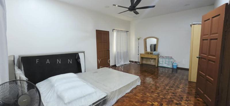 2-storey Terraced House for Sale in Kampung Raja Uda (Port Klang (Pelabuhan Klang)) - Fanny Yong Yoke Fen - Bedroom - PropertyGuru.com.my