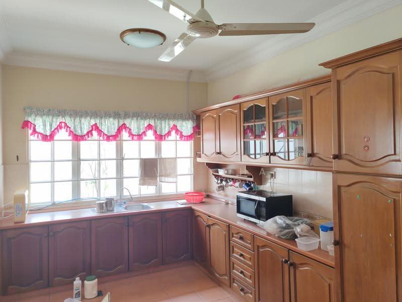 Bungalow House for Rent in SS3 (Petaling Jaya) - Kelvin Tham - Kitchen - PropertyGuru.com.my