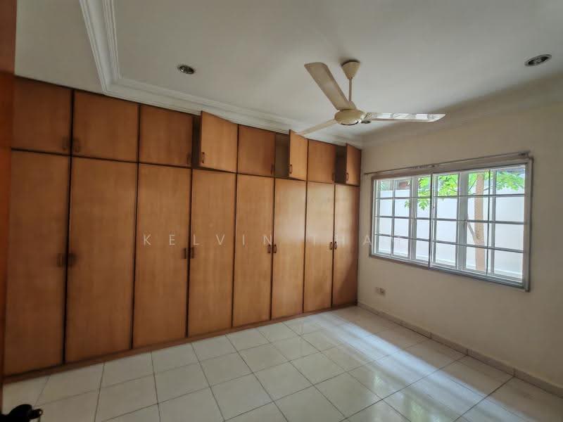 Bungalow House for Rent in SS3 (Petaling Jaya) - Kelvin Tham - Bedroom - PropertyGuru.com.my
