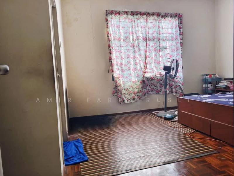 2-storey Terraced House for Sale in Taman Pulai Indah (Johor Bahru) - Amir Faris Rusli - Bedroom - PropertyGuru.com.my
