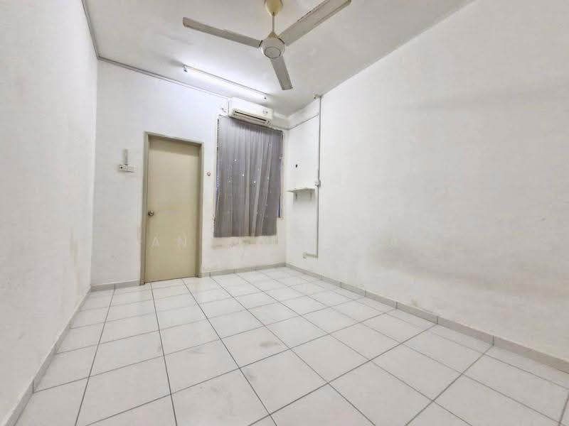 2-storey Terraced House for Sale in Taman Desa Tebrau (Tebrau) - Anson Chua - Interior - PropertyGuru.com.my