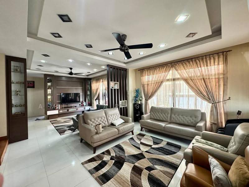Semi-Detached House for Sale in Taman Setia Indah (Tebrau) - Amir Faris Rusli - Living Room - PropertyGuru.com.my