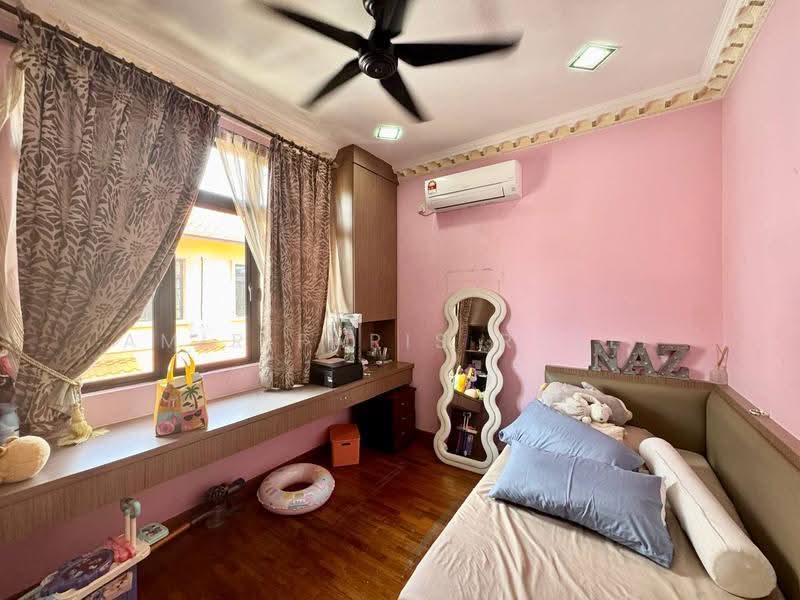 Semi-Detached House for Sale in Taman Setia Indah (Tebrau) - Amir Faris Rusli - Bedroom - PropertyGuru.com.my