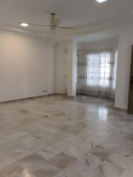 Rumah Teres 2-Tingkat untuk Disewa di Bandar Sri Damansara (Selangor) - Leo Ng - Living Room - PropertyGuru.com.my