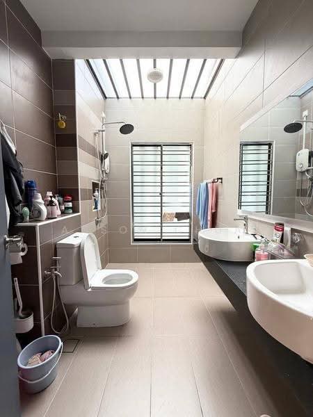 2-storey Terraced House for Sale in Taman Desa Tebrau (Tebrau) - Anson Chua - Bathroom - PropertyGuru.com.my