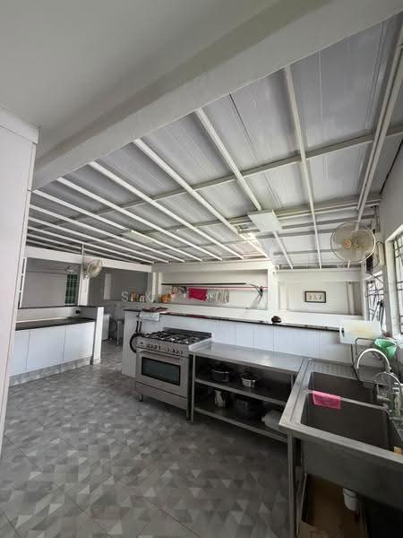 Bungalow House for Sale in Kampung Wadihana (Johor Bahru) - Sky Tan - Kitchen - PropertyGuru.com.my
