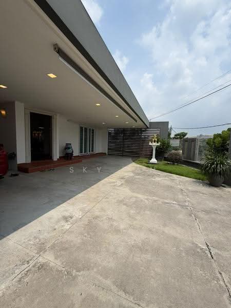 Bungalow House for Sale in Kampung Wadihana (Johor Bahru) - Sky Tan - Exterior - PropertyGuru.com.my