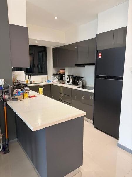 Service Residence for Sale at United Point (Residensi Berpadu) - Ryan Tan - Kitchen - PropertyGuru.com.my