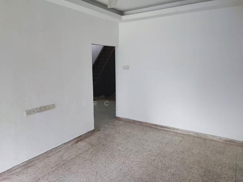 1-storey Terraced House for Sale in Jalan Klang Lama (Old Klang Road) (Kuala Lumpur) - Jercy Tan - Interior - PropertyGuru.com.my