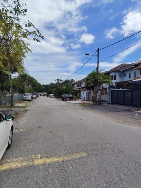 2-storey Terraced House for Sale in Usj 3 (Subang Jaya) - Alice Kuon - Exterior - PropertyGuru.com.my