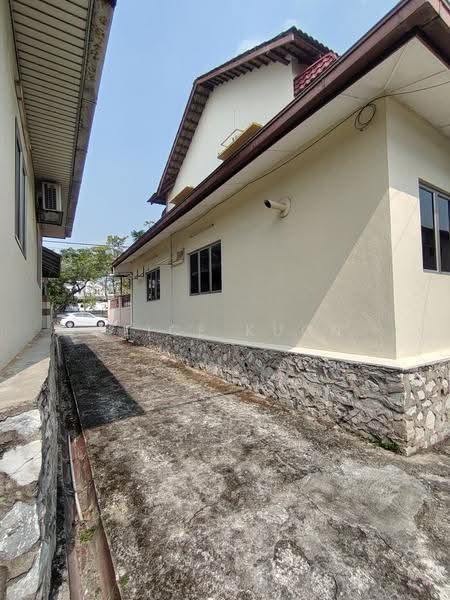 2-storey Terraced House for Sale in Usj 3 (Subang Jaya) - Alice Kuon - Exterior - PropertyGuru.com.my