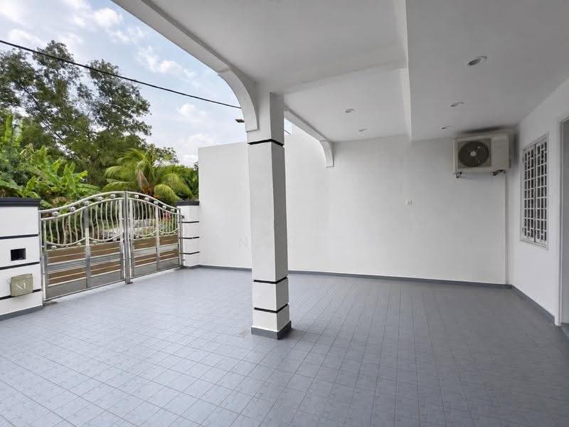 Rumah Teres 2-Tingkat untuk Dijual di Taman Ungku Tun Aminah (Skudai) - Janice . - Exterior - PropertyGuru.com.my