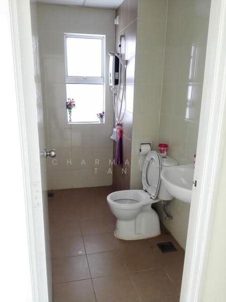 Condominium for Sale at The iResidence - Charmaine Tan - Bathroom - PropertyGuru.com.my