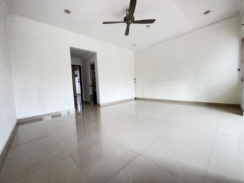 2-storey Terraced House for Sale in Pusat Bandar Puchong (Puchong) - Jayden Lee - Living Room - PropertyGuru.com.my