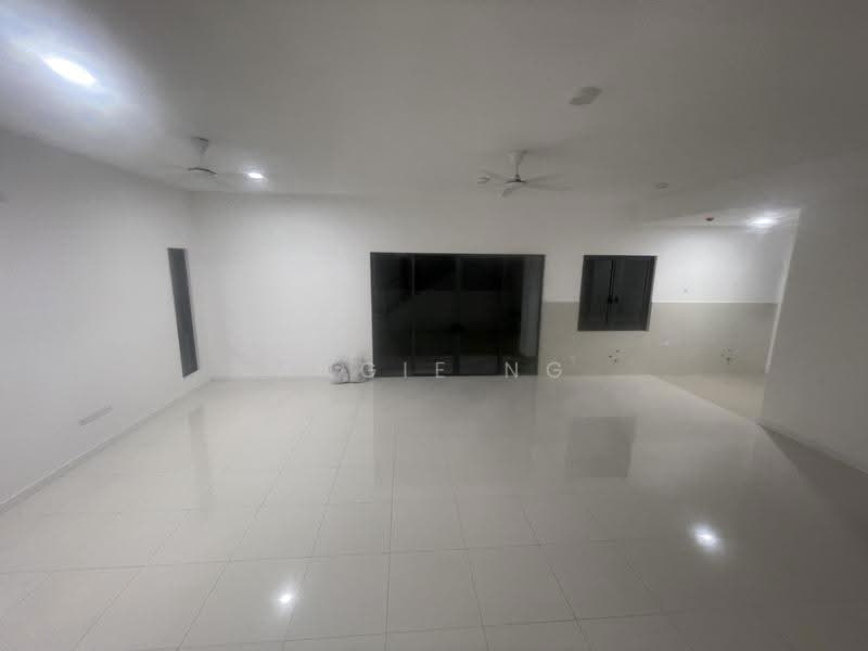 Cluster House for Rent in Sungai Buloh (Selangor) - Angie Ng - Living Room - PropertyGuru.com.my