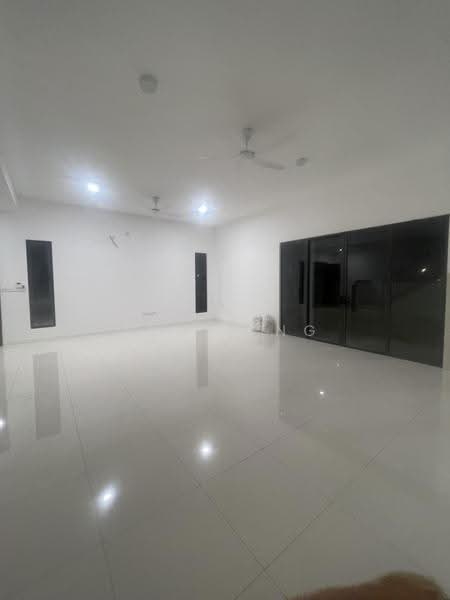 Cluster House for Rent in Sungai Buloh (Selangor) - Angie Ng - Living Room - PropertyGuru.com.my