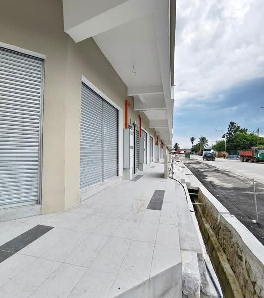 Shop for Rent in Balakong (Selangor) - Chloe Wong - Exterior - PropertyGuru.com.my