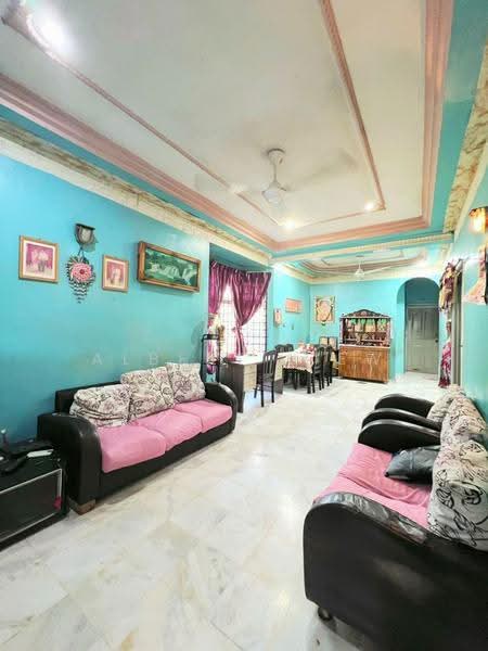 1-storey Terraced House for Sale in Skudai (Johor) - Albert Liew - Living Room - PropertyGuru.com.my