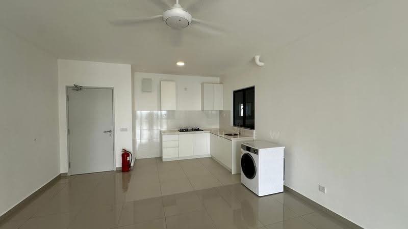 Kediaman Servis untuk Disewa di Duduk Se.Ruang @ Eco Sanctuary - Elle Chiew - Kitchen - PropertyGuru.com.my