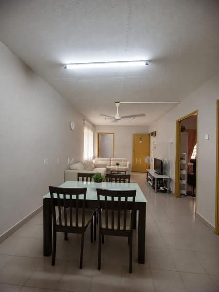 Flat for Sale at Seksyen 2 Wangsa Maju Flat - Kimmy Chua - Living Room - PropertyGuru.com.my
