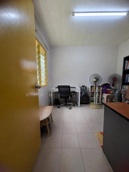 Flat for Sale at Seksyen 2 Wangsa Maju Flat - Kimmy Chua - Study - PropertyGuru.com.my