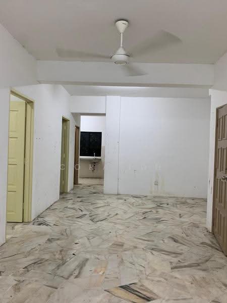 Pangsapuri untuk Dijual di Taman Desa Kempas - Cora Loh - Interior - PropertyGuru.com.my