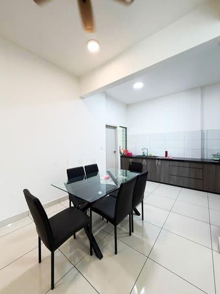 Kondominium untuk Disewa di Aspen Residences - Jerry Tan - Dining Room - PropertyGuru.com.my