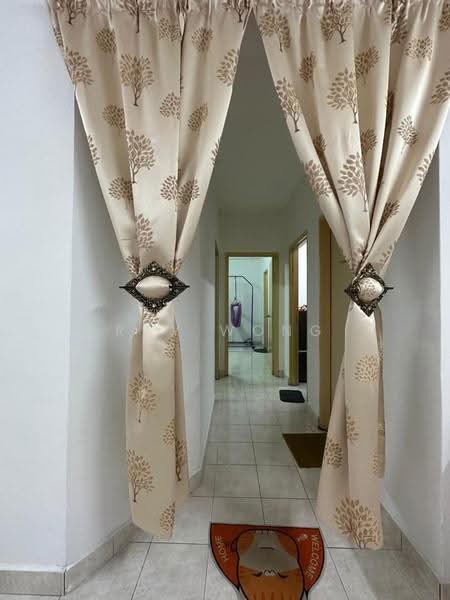 Pangsapuri untuk Dijual di Vista Seri Alam - Ray Wong - Corridor - PropertyGuru.com.my