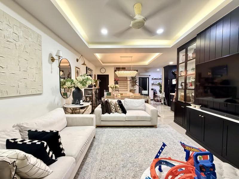 Townhouse for Sale in Shah Alam (Selangor) - Nana Cheah - PropertyGuru.com.my
