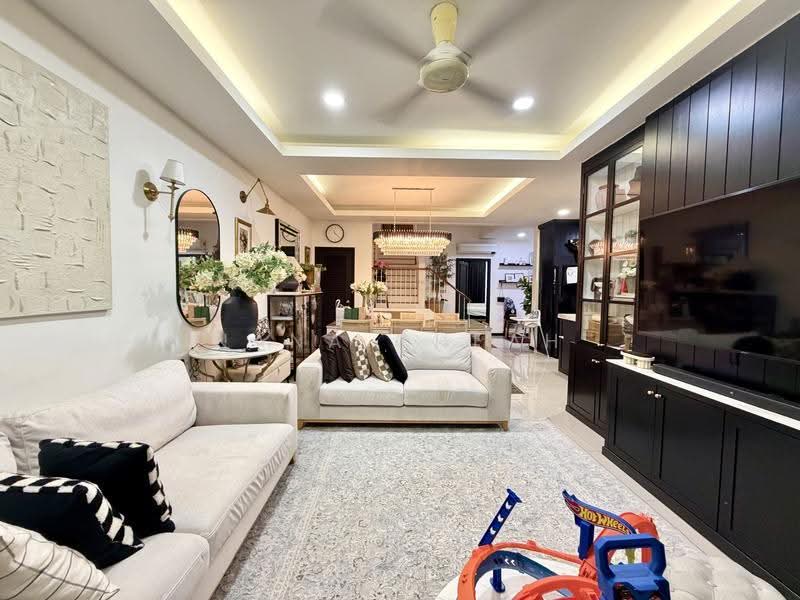 Townhouse for Sale in Shah Alam (Selangor) - Nana Cheah - PropertyGuru.com.my